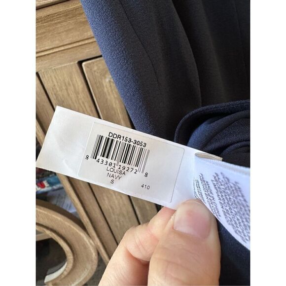 Dress the Population NWT Louisa Flutter Sleeve Sheath Dress Size Small - Picture 9 of 9